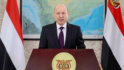 العليمي يؤكد مواصلة التنسيق لحماية البحر الأحمر ويتهم الحوثيين بإفشال التهدئة 