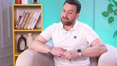 بكاء نضال الشافعي بسبب زوجته الراحلة: تنبأت بوفاتها وقلبها توقف أكثر من مرة