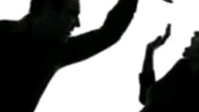 القبض على زوج تعدى على زوجته بسلاح أبيض.. تفاصيل