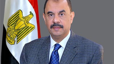 محافظ سوهاج يهنئ أبناء المحافظة والشعب المصري بالعام الميلادي الجديد 2026