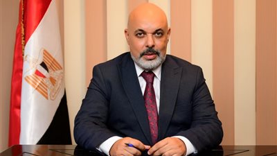 الذهب يسجل أرقامًا غير مسبوقة محليًا مدفوعًا بمكاسب عالمية قوية