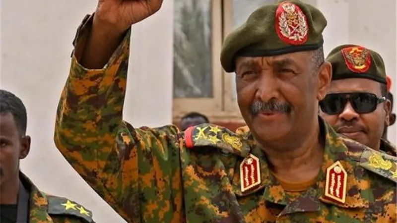 بسبب الخيار العسكري.. تقارير دولية تتهم البرهان بفتح ثغرات أمنية للتنظيمات المتطرفة