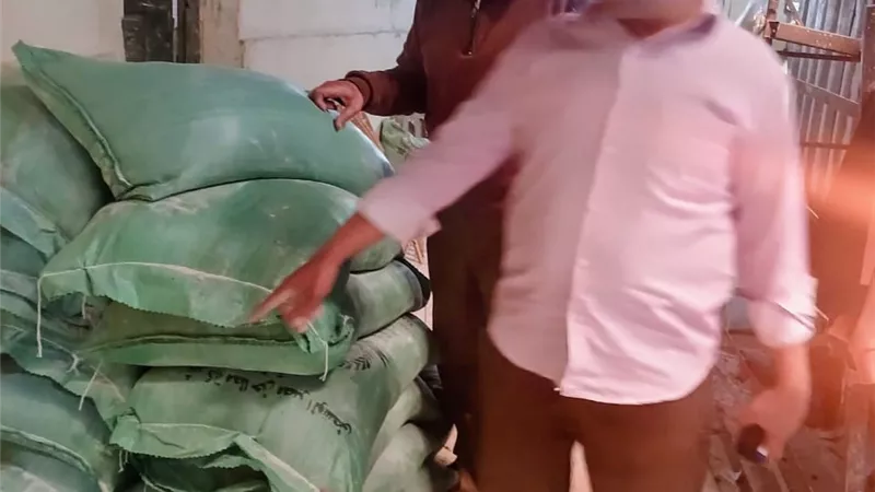    تحرير 323 محضر تمويني خلال حملات مكثفة بأسيوط 