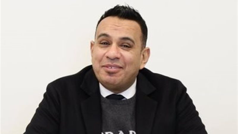 المطرب الشعبي محمود