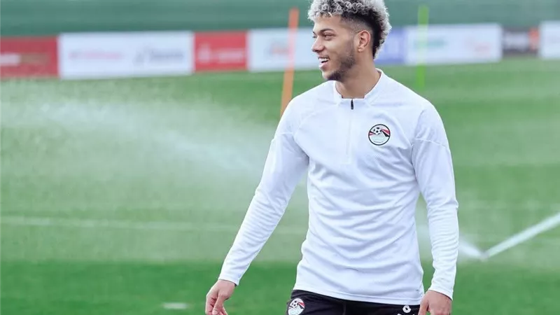 ثيو والكوت يتغنى بـ إمام عاشور: لاعب ذكي وعرف كيف يخدع دفاع بلجيكا