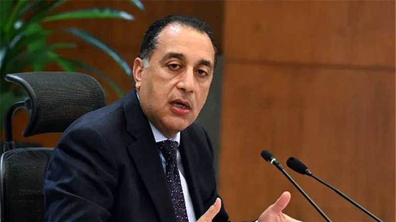 اجتماع الحكومة الأسبوعي.. متابعة المشروعات والخطط الاستثمارية وتوفير السلع الغذائية
