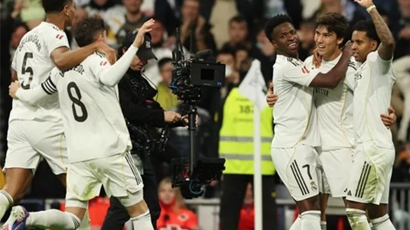 موعد مباراة الريال ضد أتليتكو مدريد في السوبر الإسباني و القنوات الناقلة 