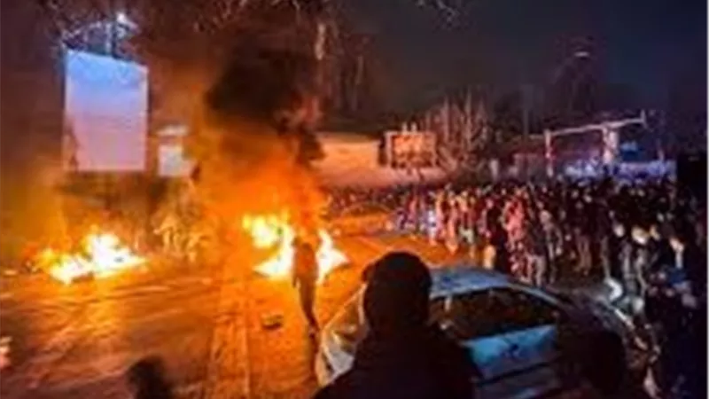 فنلندا تستدعي سفير طهران بالتنسق مع دول الاتحاد لدعم حرية الشعب