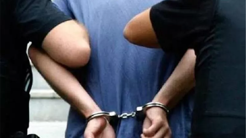4 أيام على ذمة التحقيقات..عاطل يقتحم شقة لسرقتها بالتجمع ويتحرش بسيدة