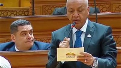 مصطفى بكري يؤدي اليمين الدستورية أمام مجلس النواب