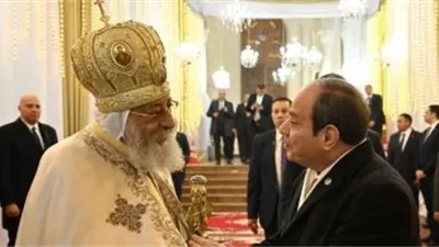 الرئيس السيسي يتواصل هاتفيًا مع البابا تواضروس الثاني بعد إجرائه عملية جراحية
