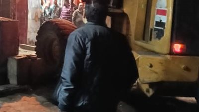 الجيزة تزيل ٢١ كشكًا مخالفًا بميدان المنيب بجنوب المحافظة 