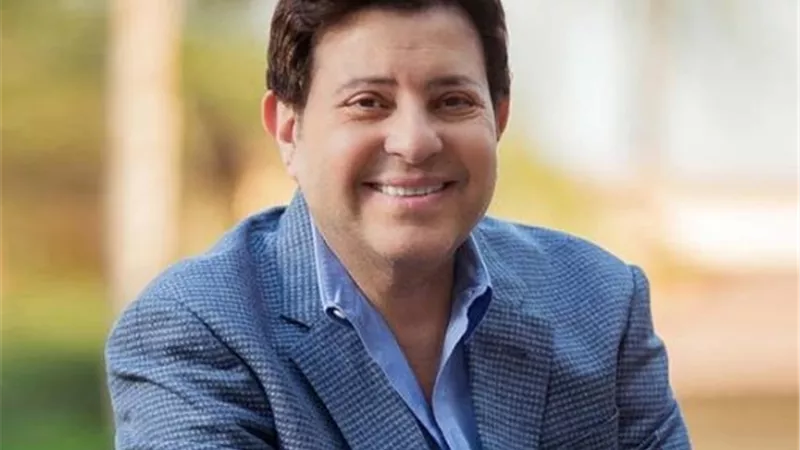 بعد جراحة العمود الفقري.. ماذا قال «هاني شاكر» عن حالته الصحية؟