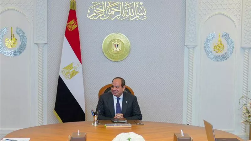 الرئيس السيسي: جارِ النظر لإنشاء كليات متخصصة عسكرية لتدريس مواد مدنية على غرار الطب والهندسة