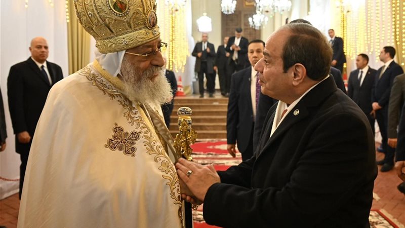  الرئيس السيسي يطمئن