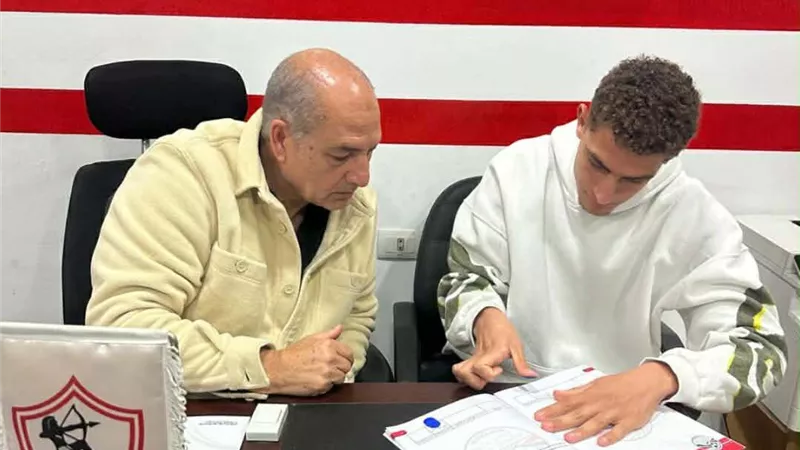 أول تعليق من لاعب الزمالك بعد تمديد عقده لمدة 5 مواسم
