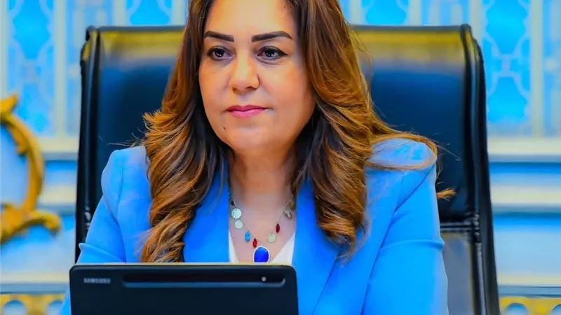وزيرة التنمية المحلية تطلق مبادرة لبناء وتأهيل الكوادر البشرية بالمحليات
