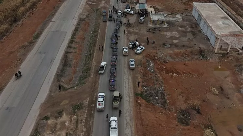 الإدارة الذاتية لشمال سوريا تعلن النفير العام.. وتطالب السكان بالتصدي للجيش السوري