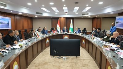 محافظ الجيزة يبحث شكاوى مواطني الحوامدية ومنشأة القناطر وجنوب الجيزة والدقي