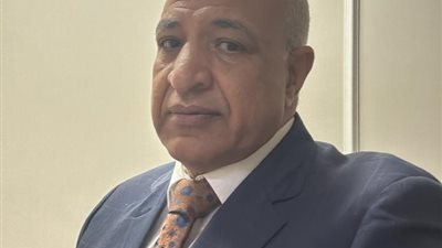 رئيس اتحاد عمال أسيوط يهنئ الشرطة المصرية بعيدها 