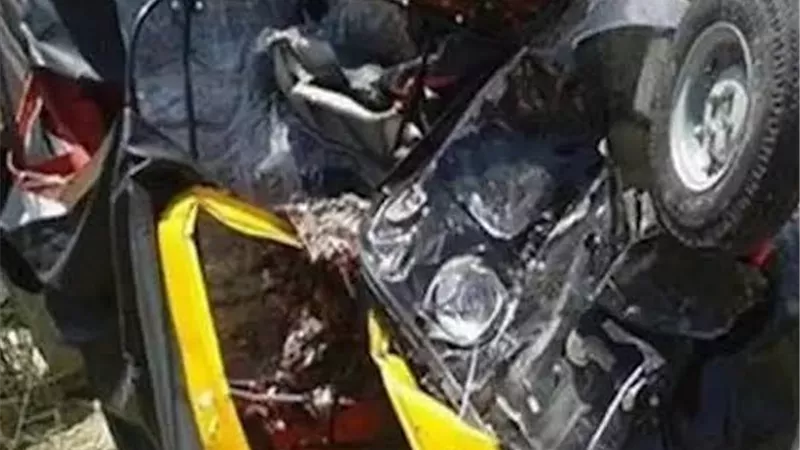 بالأسماء.. إصابة 5 أشخاص في حادث تصادم بأسيوط
