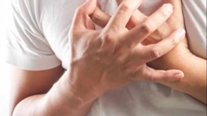 مشكلات القلب قد تبدأ بأزمة بالبطن.. جمال شعبان يقدم روشتة للمواطنين بالشتاء