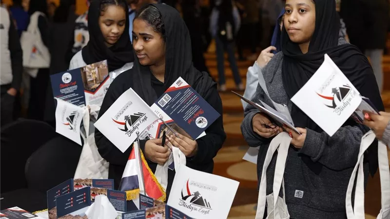 وزير التعليم العالي: مبادرة ادرس في مصر تمثل نافذة موحدة وميسرة للطلاب الوافدين