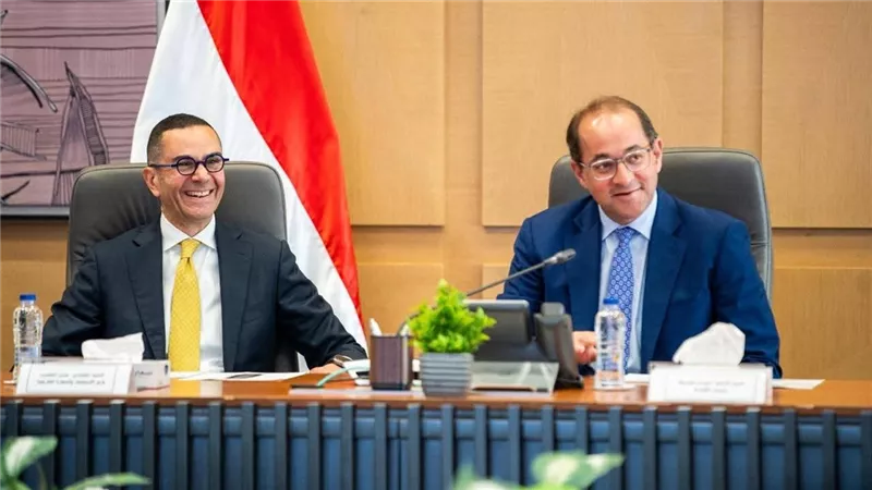 توقيع بروتوكول تعاون بين مصلحة الجمارك والتمثيل التجاري المصري 