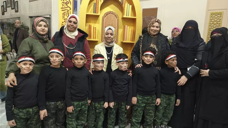 إقبال جماهيري على جناح الأزهر في ثالث أيام معرض الكتاب