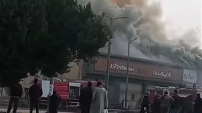 الحماية المدنية تسيطر على حريق كافيه بكورنيش المنيا.. والنيابة تبحث عن السبب