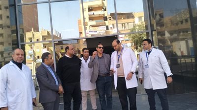 وكيل صحة أسيوط ومدير مستشفى الإصابات الجامعي يتفقدان قسم العظام بمنفلوط 