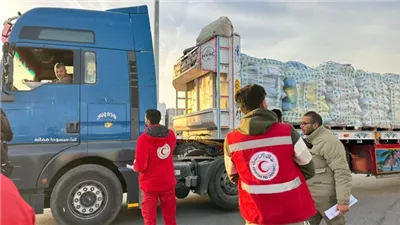 معبر رفح شريان لا يتوقف.. مصر تواصل تسيير قوافل «زاد العزة» إلى غزة