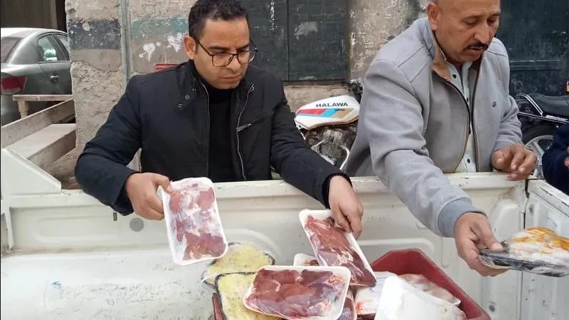 تحرير 80 محضرًا خلال حملات تموينية مكبرة بمراكز أسيوط 