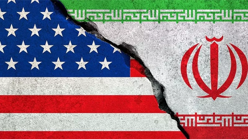 وول ستريت جورنال: البنتاجون والبيت الأبيض يخططان لهجوم محتمل على إيران