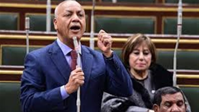 مصطفى بكري 