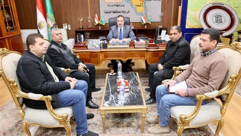اثناء الاجتماع