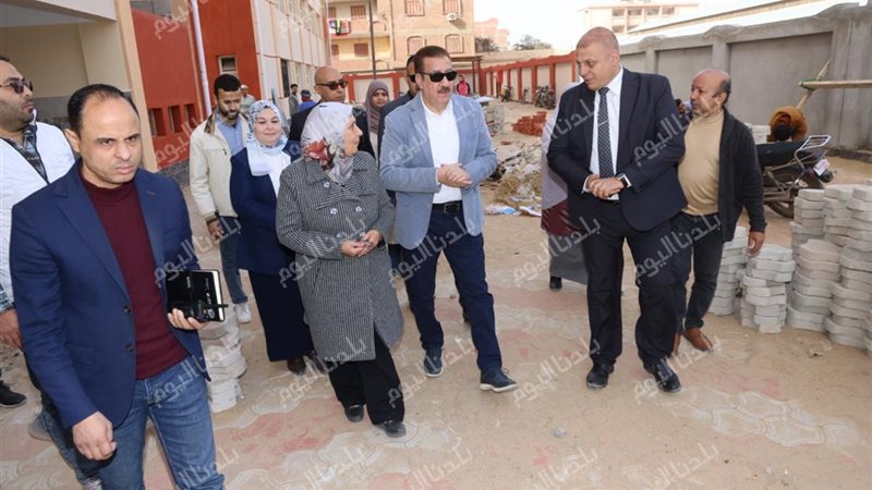 محافظ المنوفية اثناء