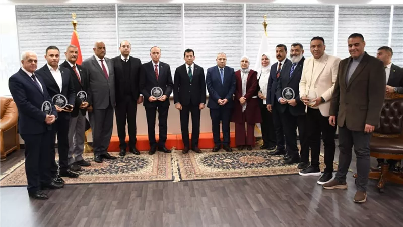 وزير الرياضة يلتقي رؤساء الهيئات الشبابية لتكثيف الأنشطة في مراكز الشباب