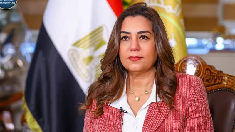 وزيرة التنمية المحلية تتابع تنفيذ حملات إزالة التعديات على أراضي الدولة