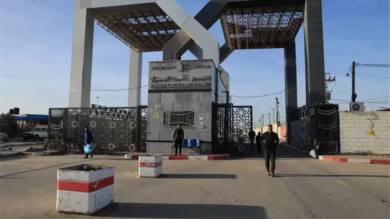 معبر رفح من الجانب