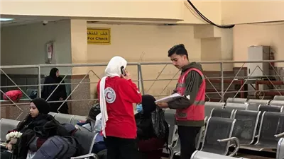 الدفعة الخامسة من العائدين إلى غزة تصل معبر رفح