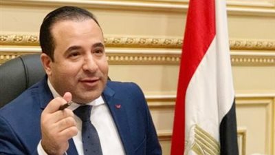رئيس لجنة الاتصالات: قانون جديد يحمي الأطفال من مخاطر مواقع التواصل 