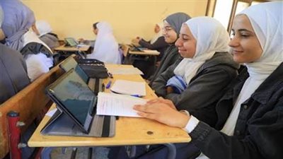 التعليم تضيف مادة البرمجة والذكاء الاصطناعي وتتيح شهادات دولية وفرص عمل للمتفوقين