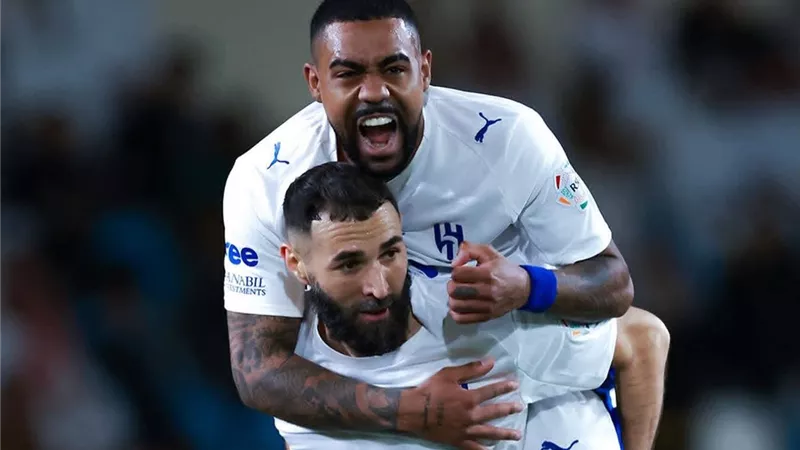 تعرف على تردد القنوات الناقلة لمباراة الهلال أمام الشباب في دوري روشن 