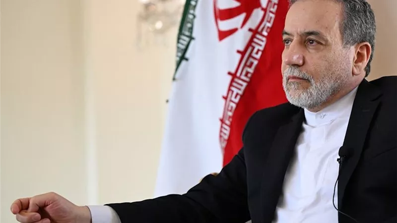وزير الخارجية الإيراني: برنامجنا النووي محصن وطهران مستعدة لكل المخاوف