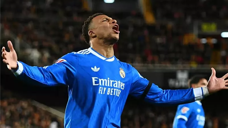 فينيسيوس جونيور في الهجوم.. تعرف على التشكيل المتوقع لنادي ريال مدريد أمام بنفيكا 