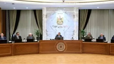 رئيس الوزراء يترأس أول اجتماع للحكومة الجديدة ويحدد أولويات المرحلة المقبلة