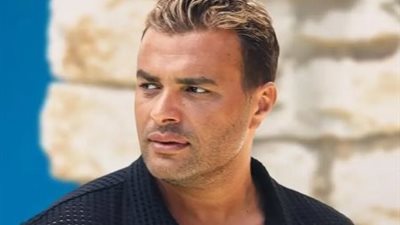 رامي صبري يشعل حماس جمهوره بكليب «القمر» قبل طرح الألبوم كاملًا