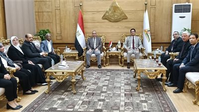 فريق جودة التعليم يراجع اعتماد كلية العلوم ببنها مؤسسيًا وبرامجيًا