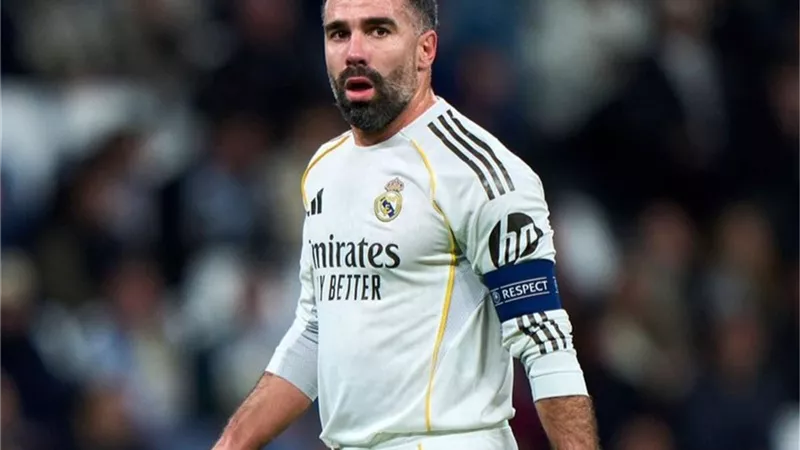 تعرف على معلق مباراة ريال مدريد أمام بنفيكا في دوري الأبطال 